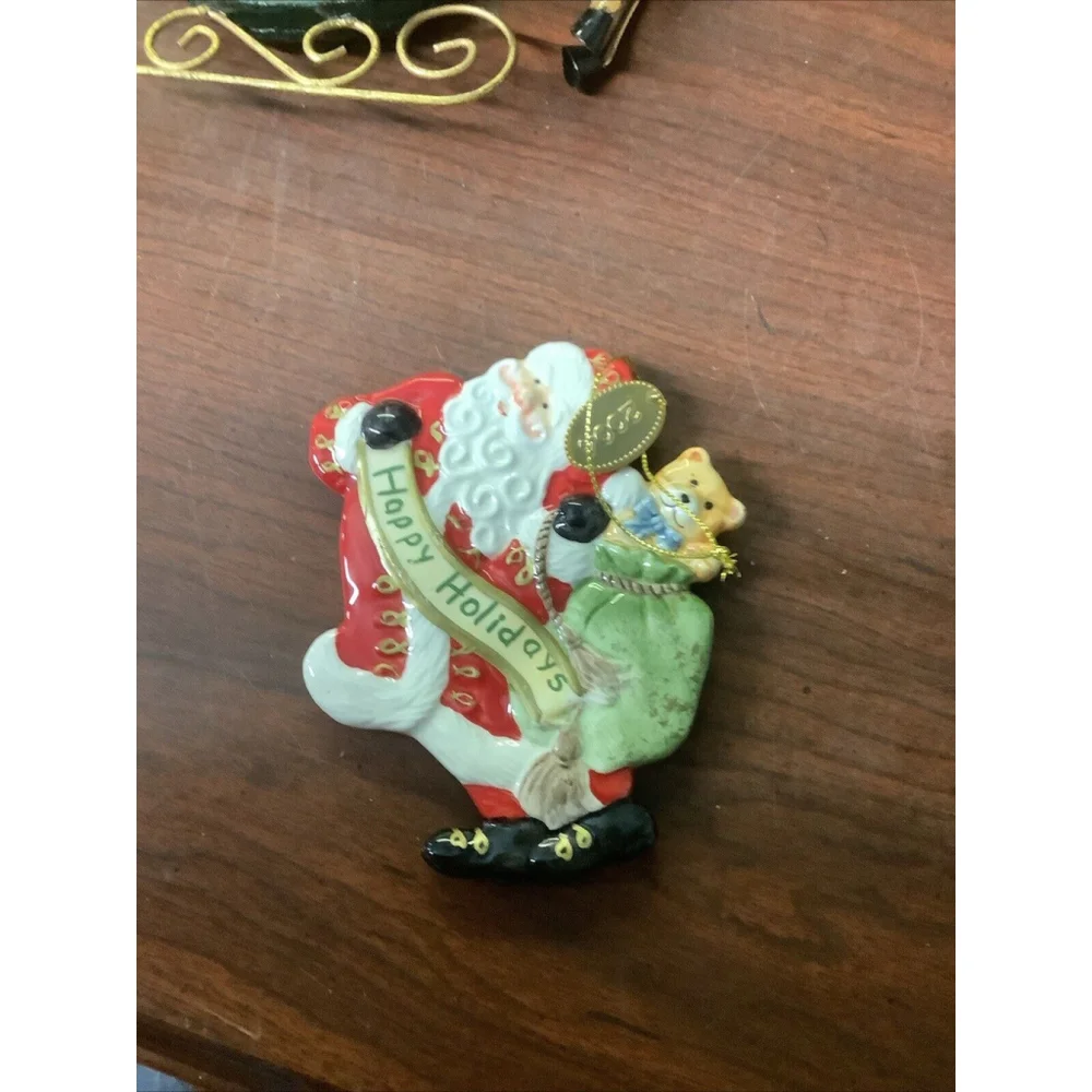 Lot of 4 Wonderful Vintage Assorted Santa Claus Christmas Tree Ornaments
